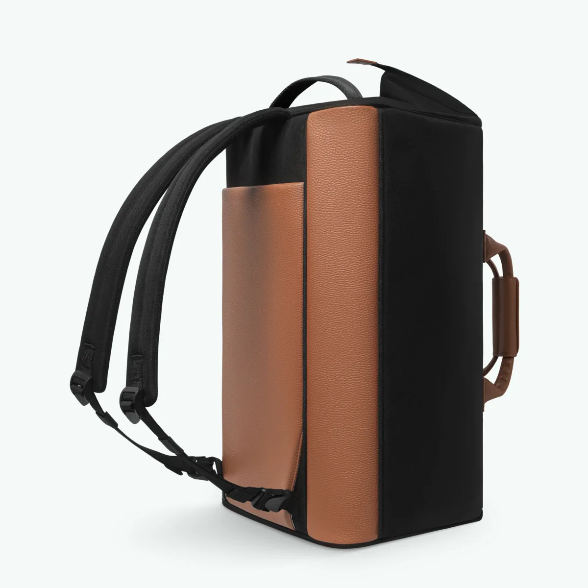 Duffle Adventurer Cologne - Image 5