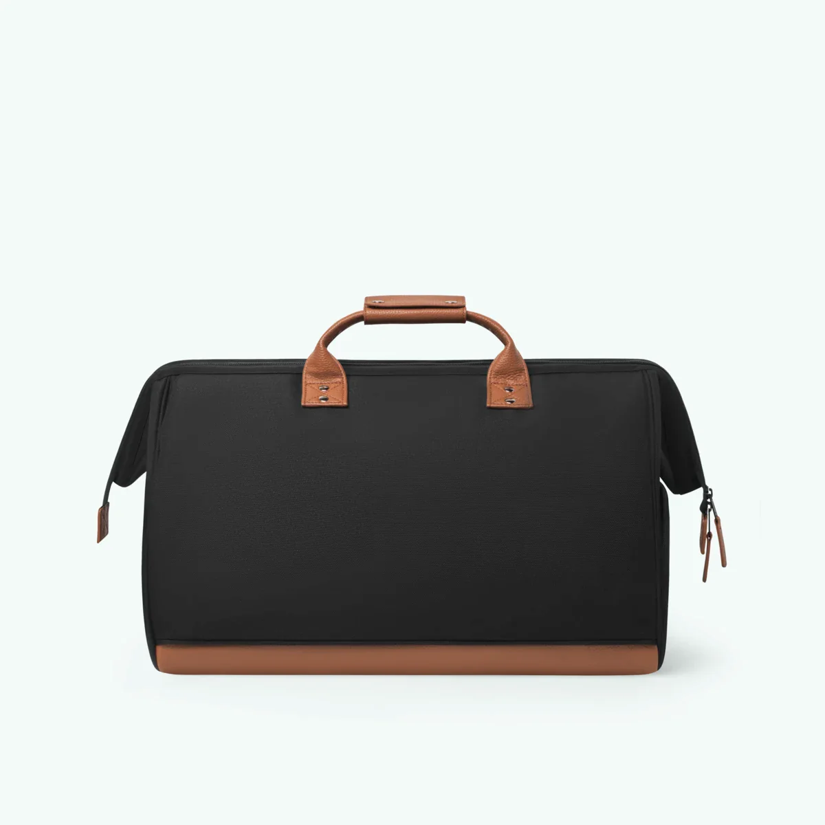 Duffle Adventurer Cologne - Image 9
